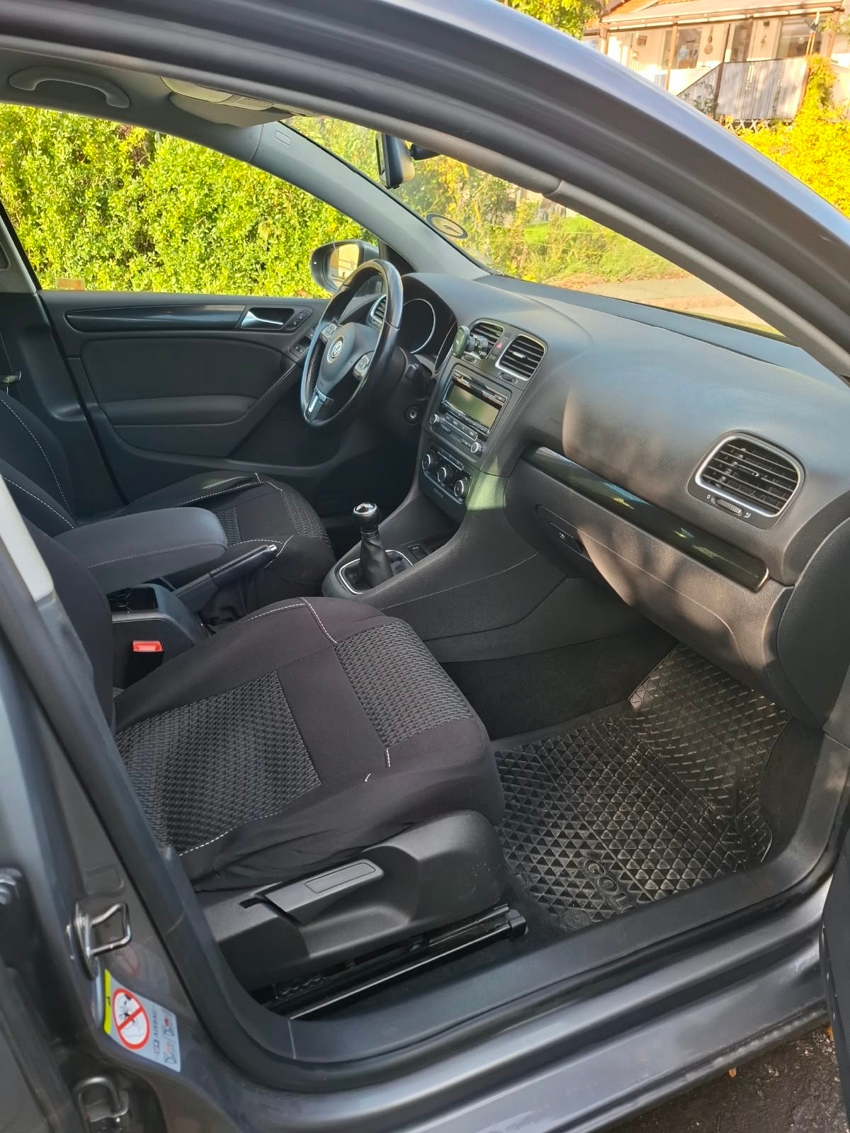 Volkswagen Golf 1.6 TDI 2011, bild 4/6