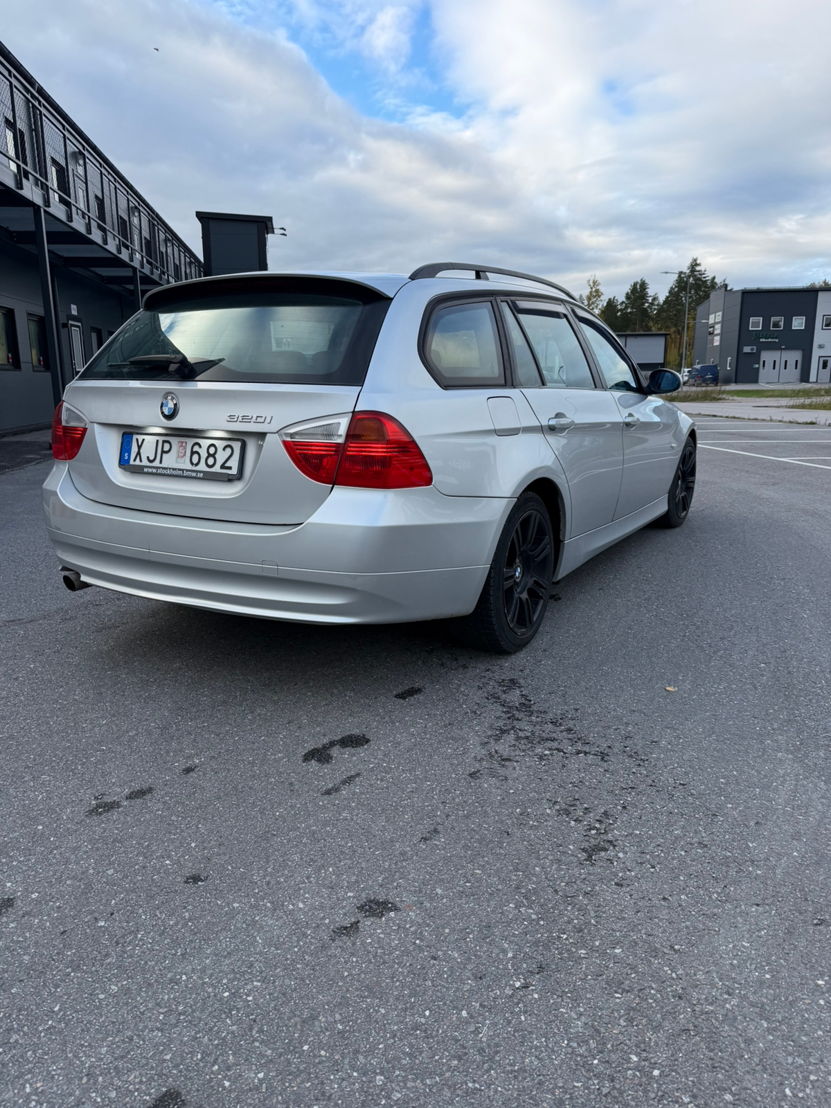 BMW 320i 2006, bild 3/7