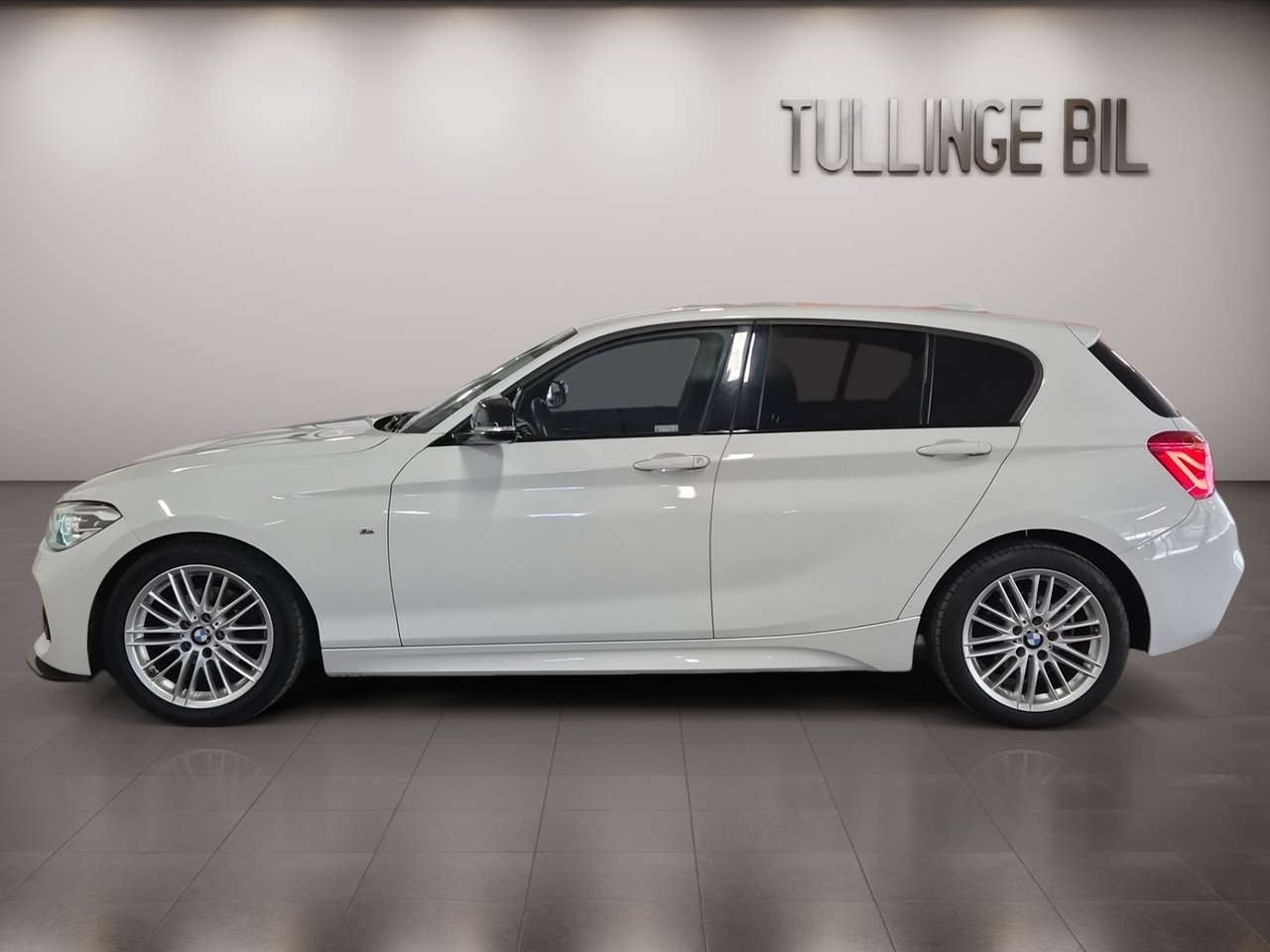 BMW 118i M Sport 2019, bild 2/10