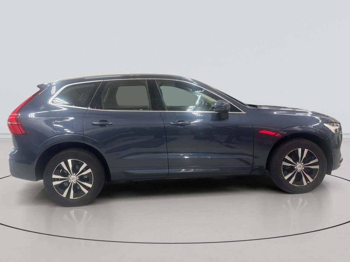 Volvo XC60 B5 Momentum Advanced 2021, bild 5/10