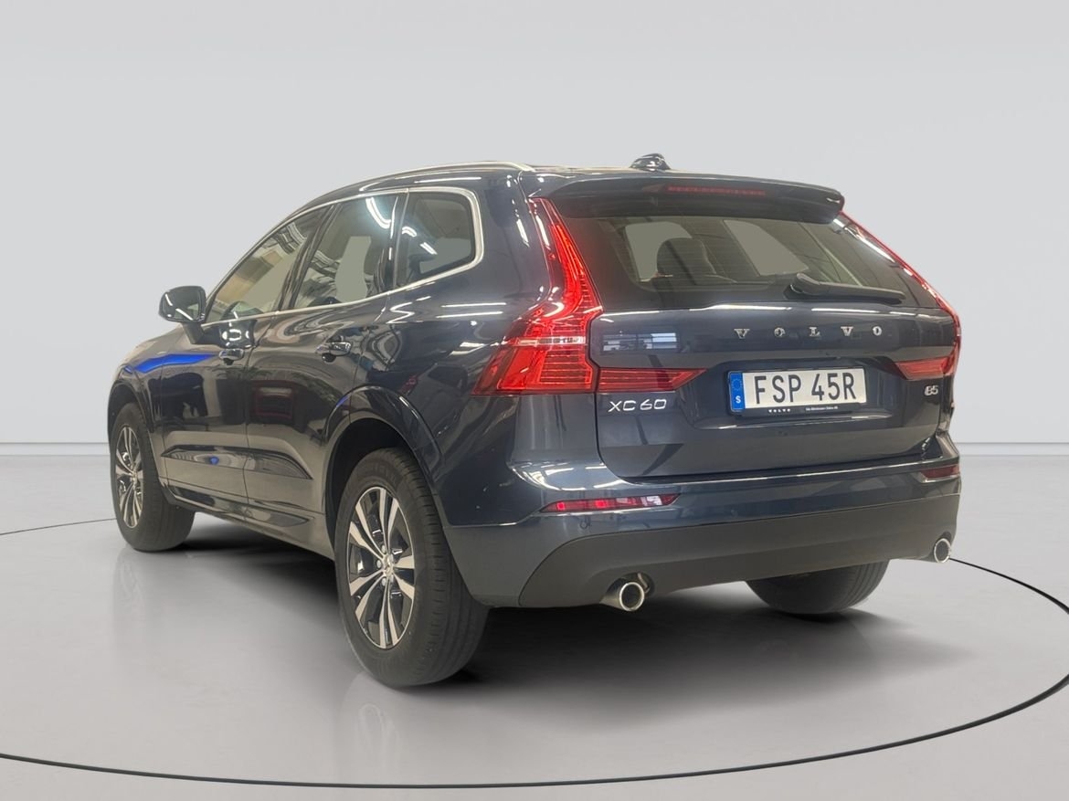Volvo XC60 B5 Momentum Advanced 2021, bild 3/10