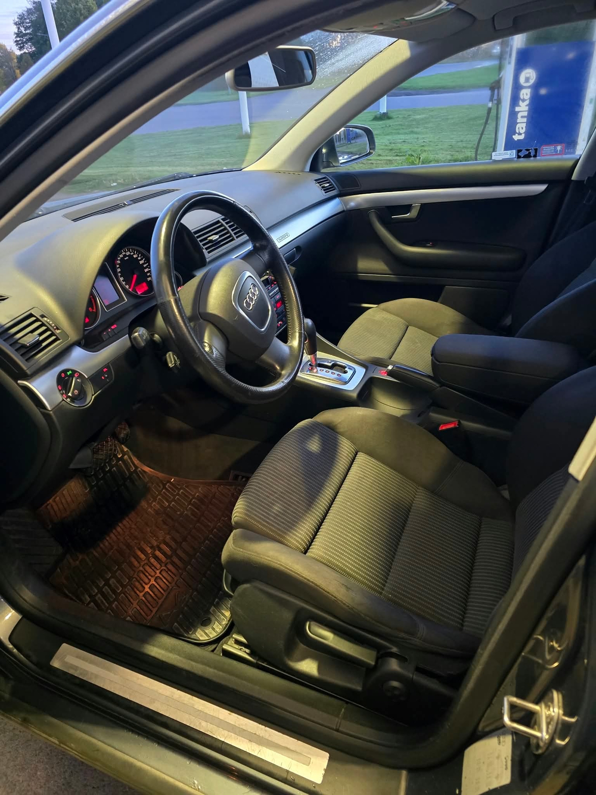 Audi A4 2.0 TFSI 2006, bild 4/10