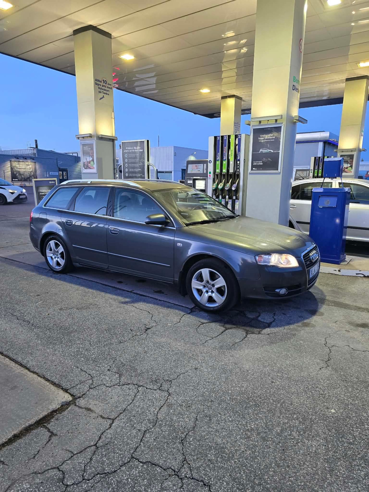 Audi A4 2.0 TFSI 2006, bild 2/10