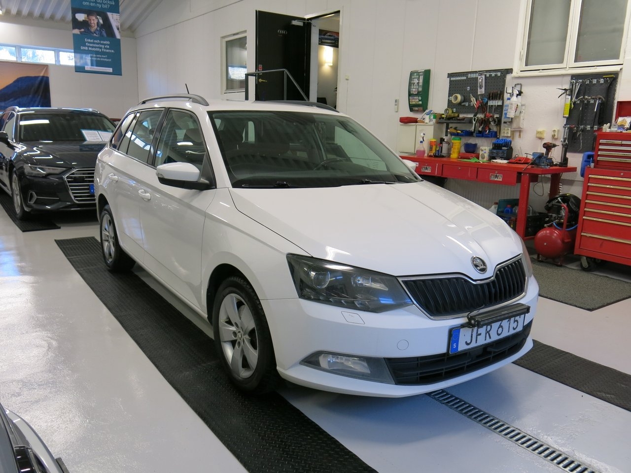 Skoda Fabia 1.0 TSI Style 2018, bild 3/10