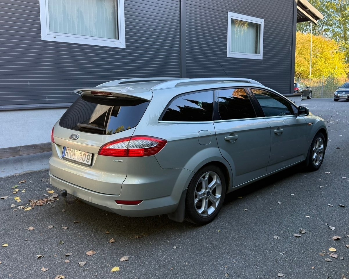 Ford Mondeo 2.0 Titanium 2009, bild 3/6