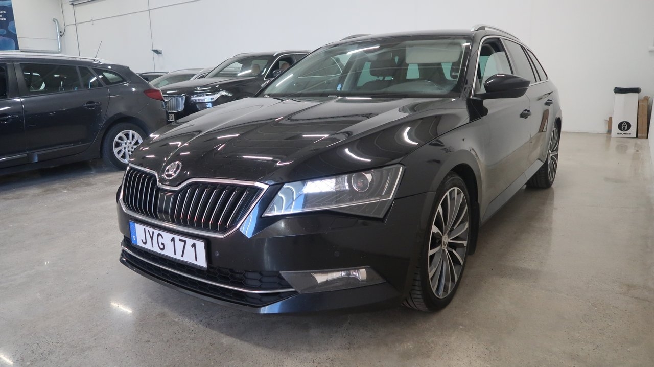 Skoda Superb 2.0 TDI SCR L&K 2016, bild 7/10