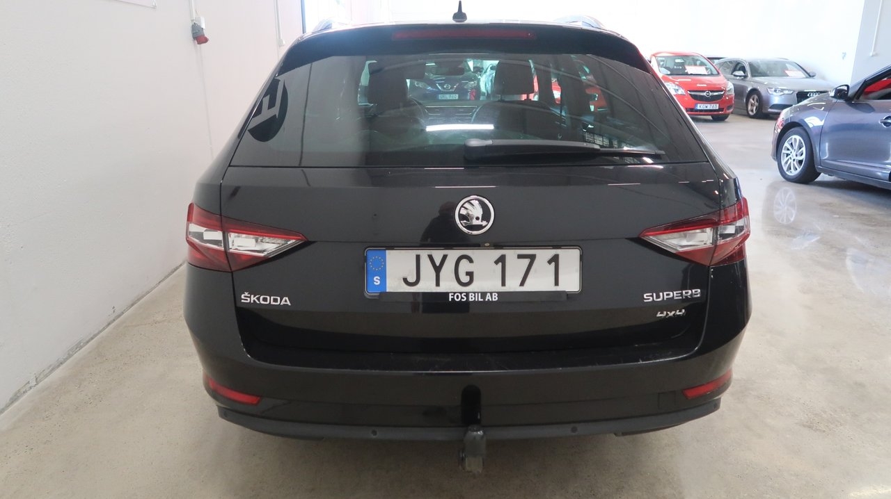 Skoda Superb 2.0 TDI SCR L&K 2016, bild 5/10