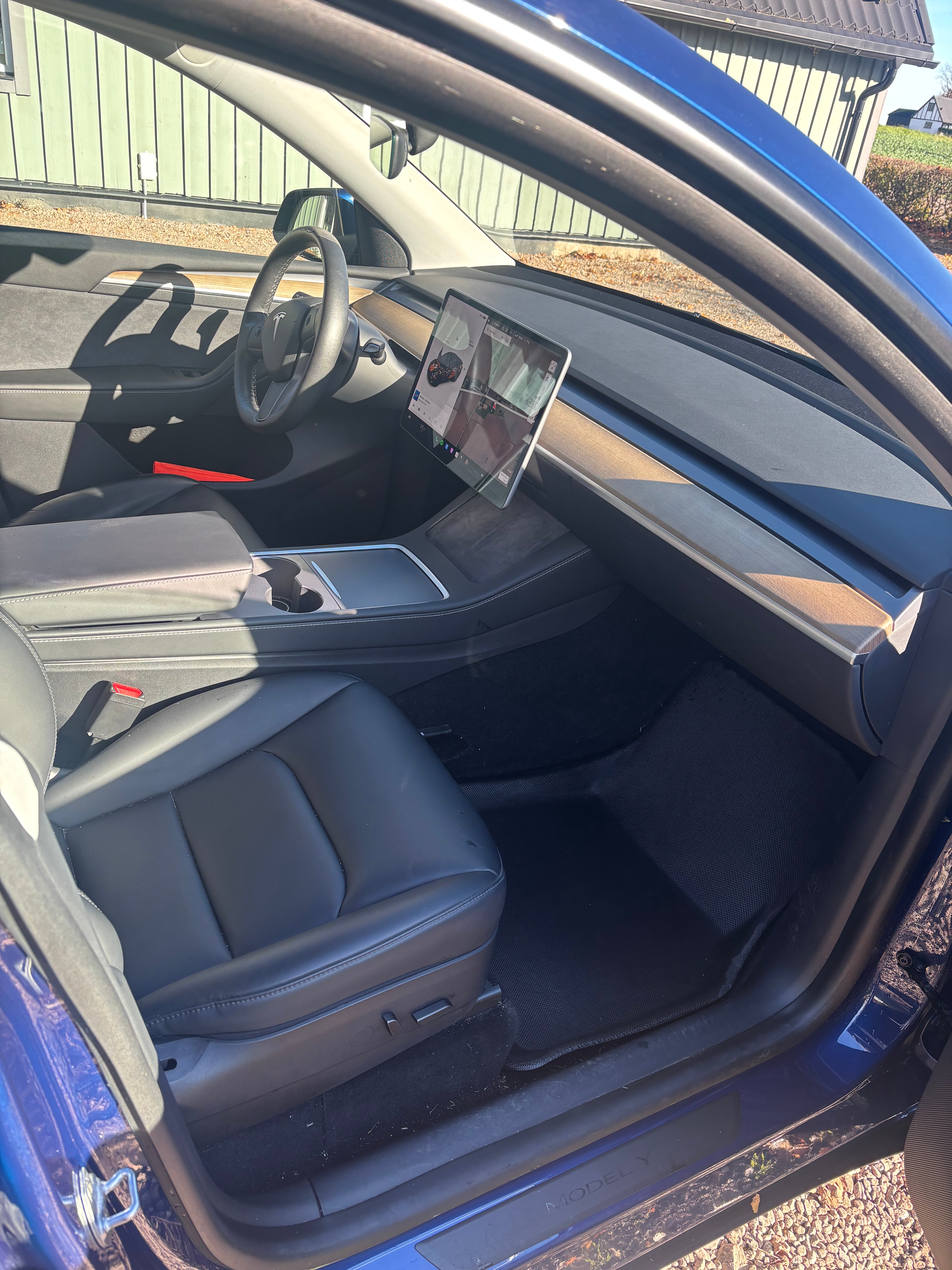 Tesla Model Y 2021, bild 6/7