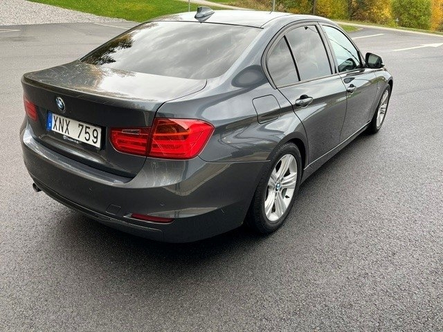 BMW 320d Sport Line 2013, bild 3/9