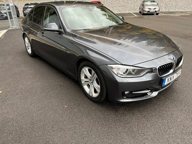 BMW 320d Sport Line 2013, bild 4/9
