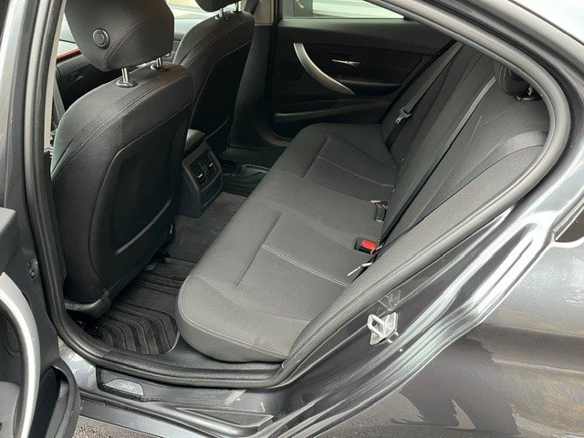 BMW 320d Sport Line 2013, bild 7/9