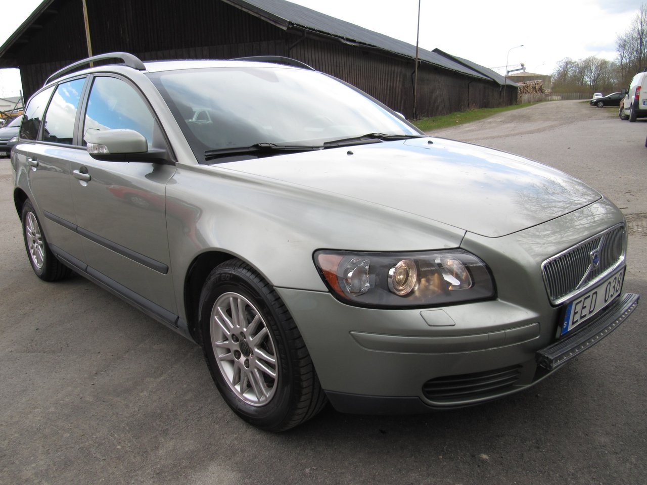 Volvo V50 1.8 Kinetic 2007, bild 2/5