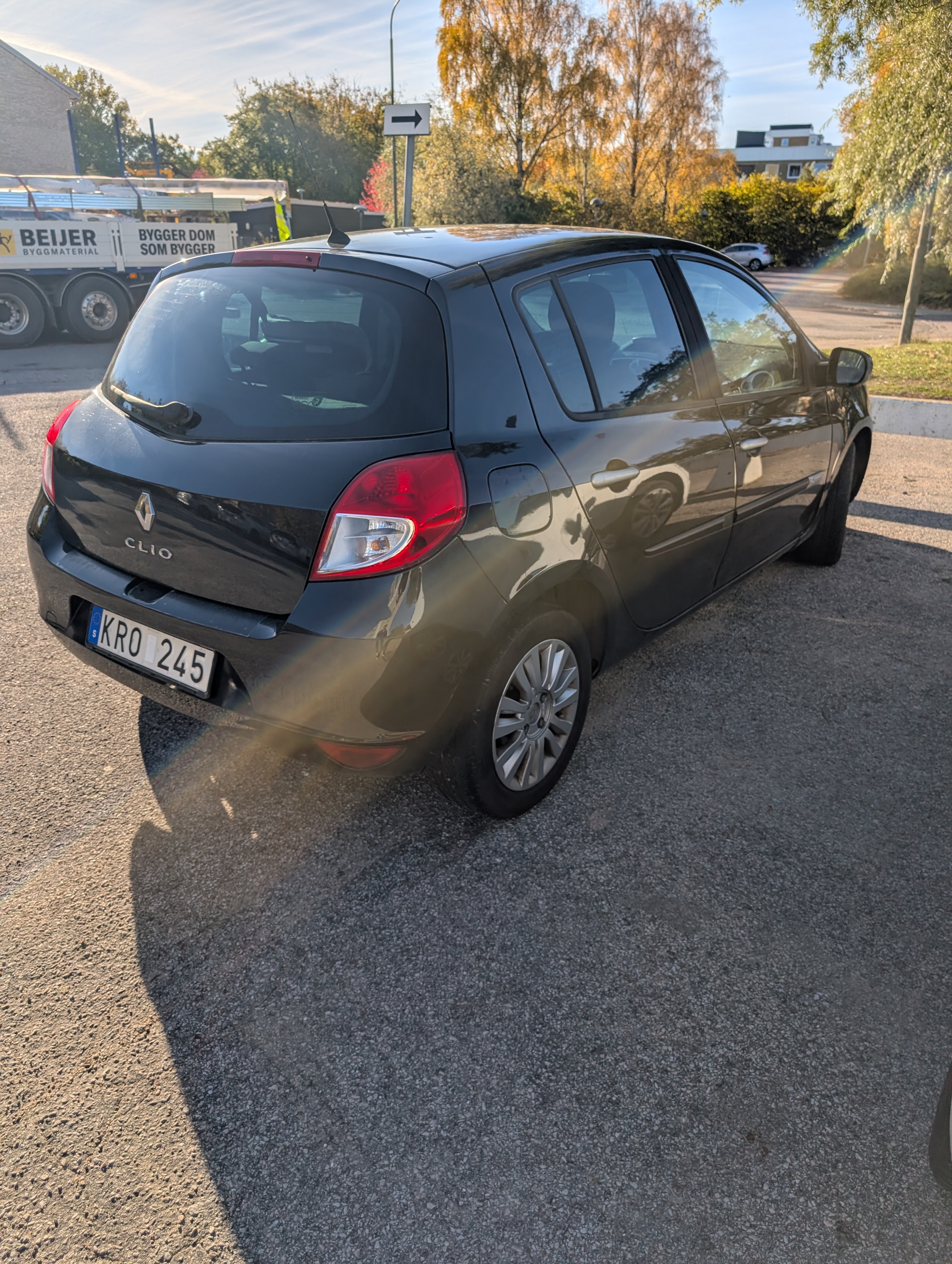 Renault Clio 2010, kuva 2/3