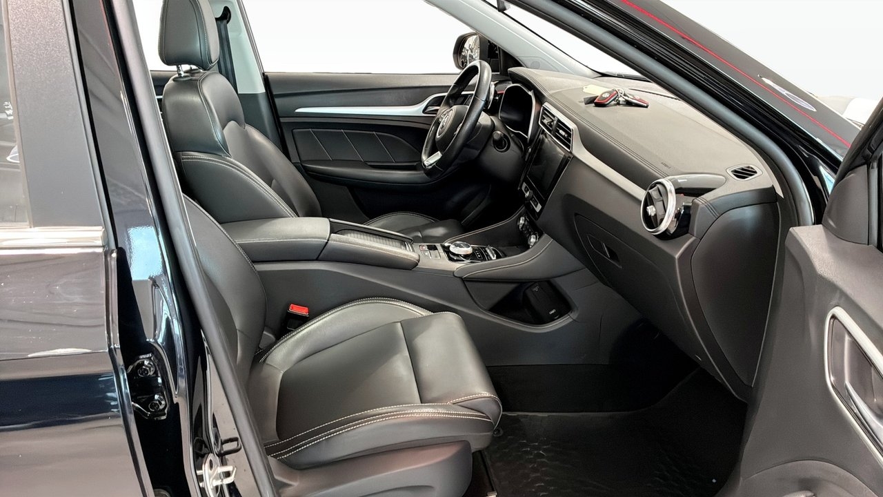 MG ZS EV Luxury 2021, bild 3/10