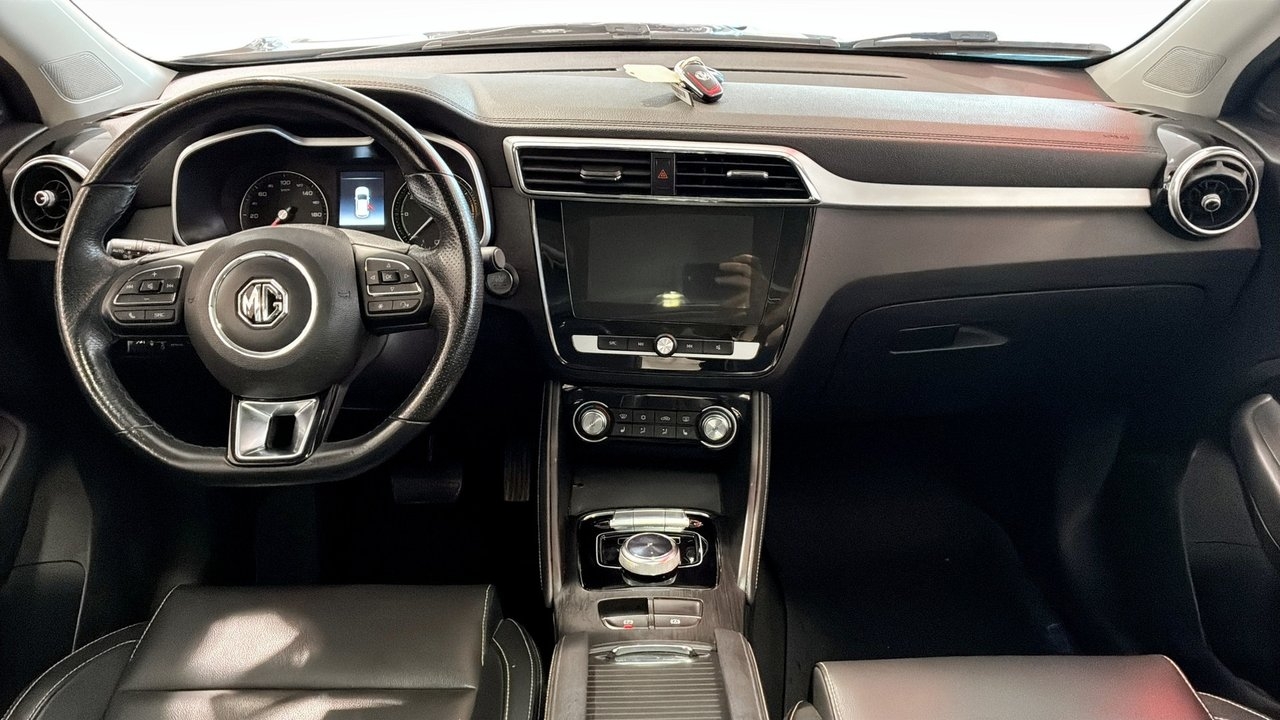 MG ZS EV Luxury 2021, bild 4/10