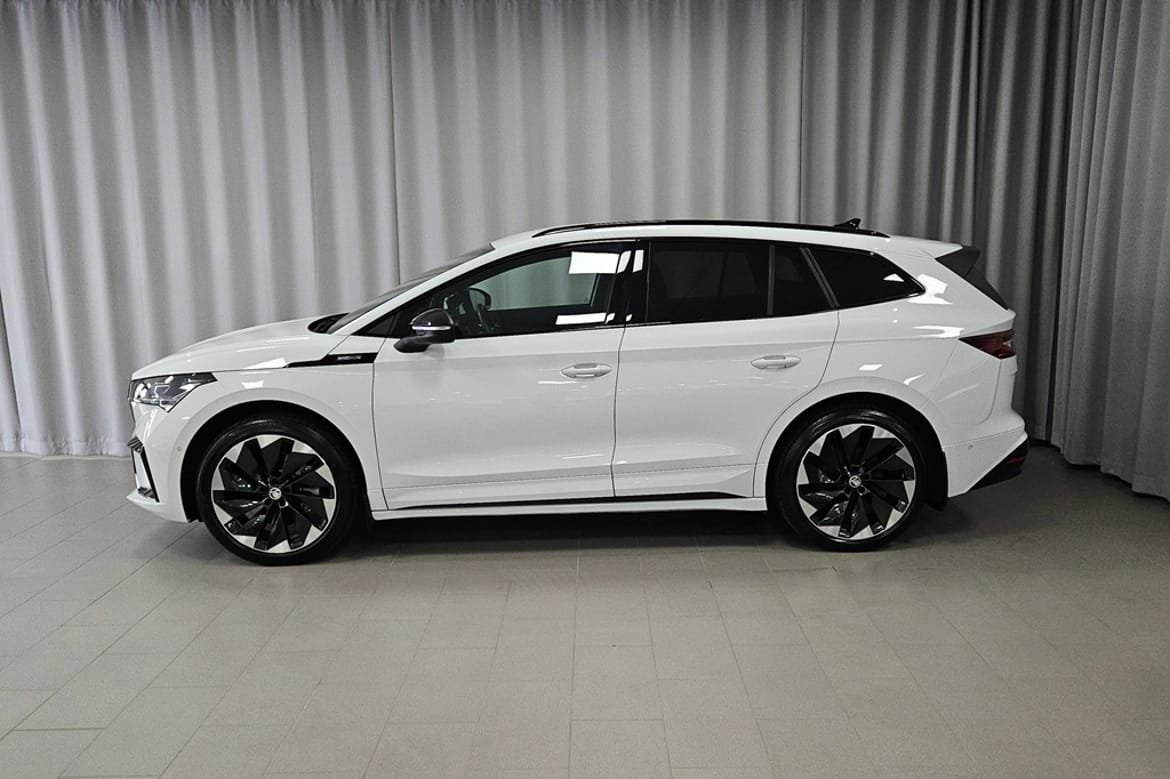Skoda Enyaq 80x Sportline 2023, bild 2/10