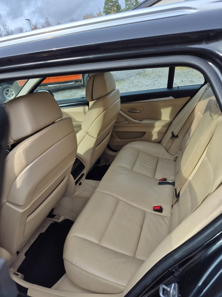 BMW 520d 2011, bild 7/9