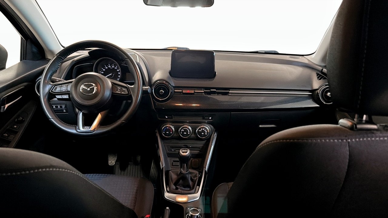 Mazda 2 SKYACTIV-G 90 2018, bild 4/10