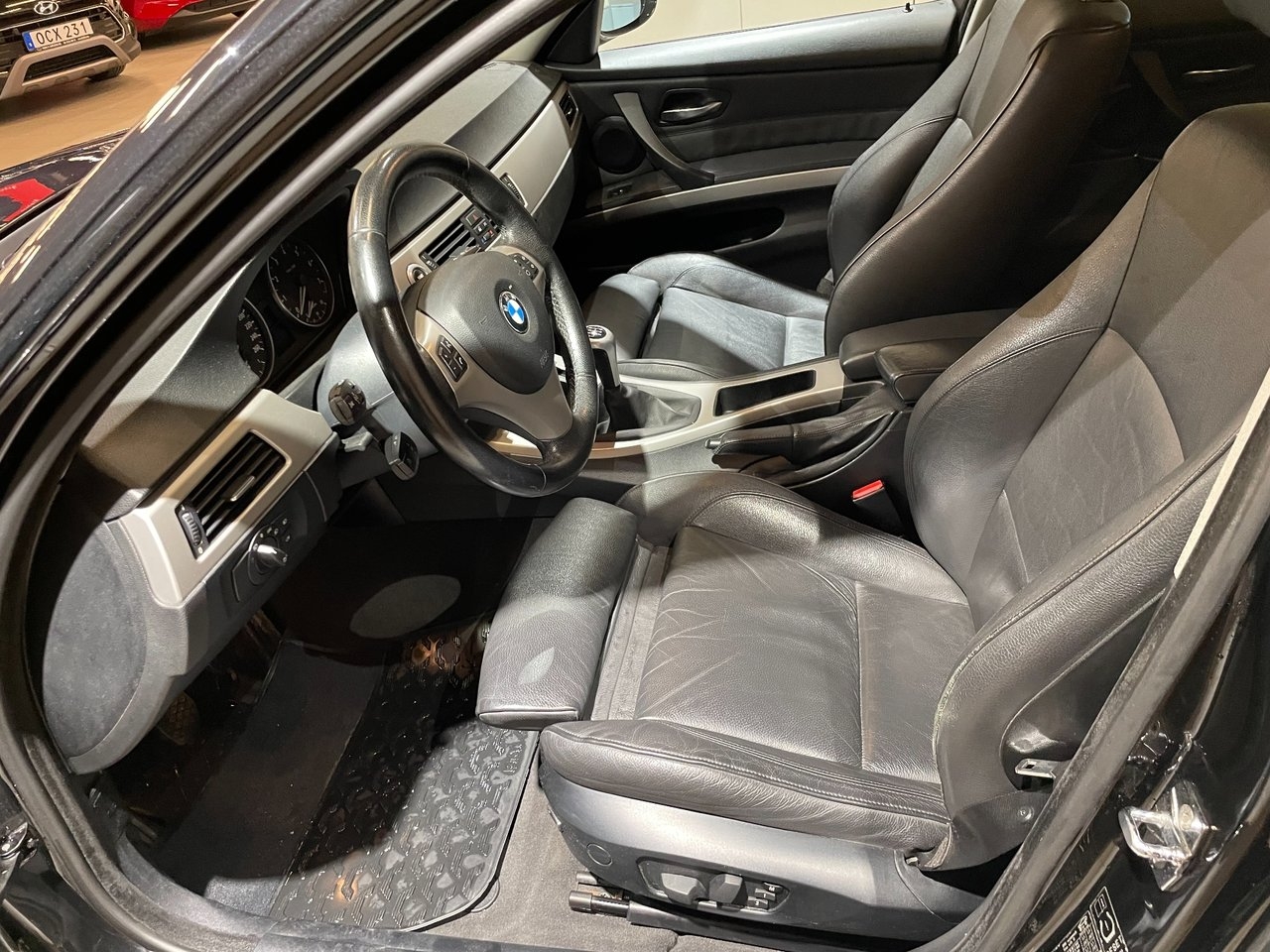 BMW 330xi 2006, bild 4/10