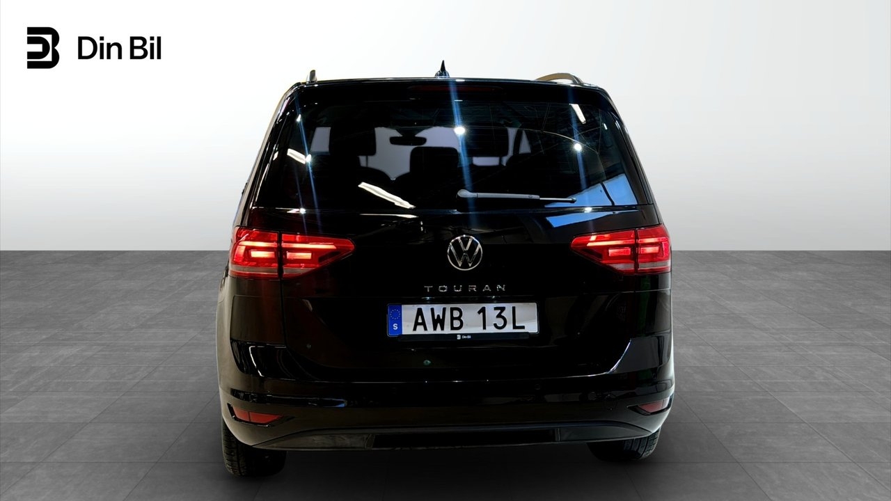 Volkswagen Touran 1.5 TSI 2025, bild 5/10