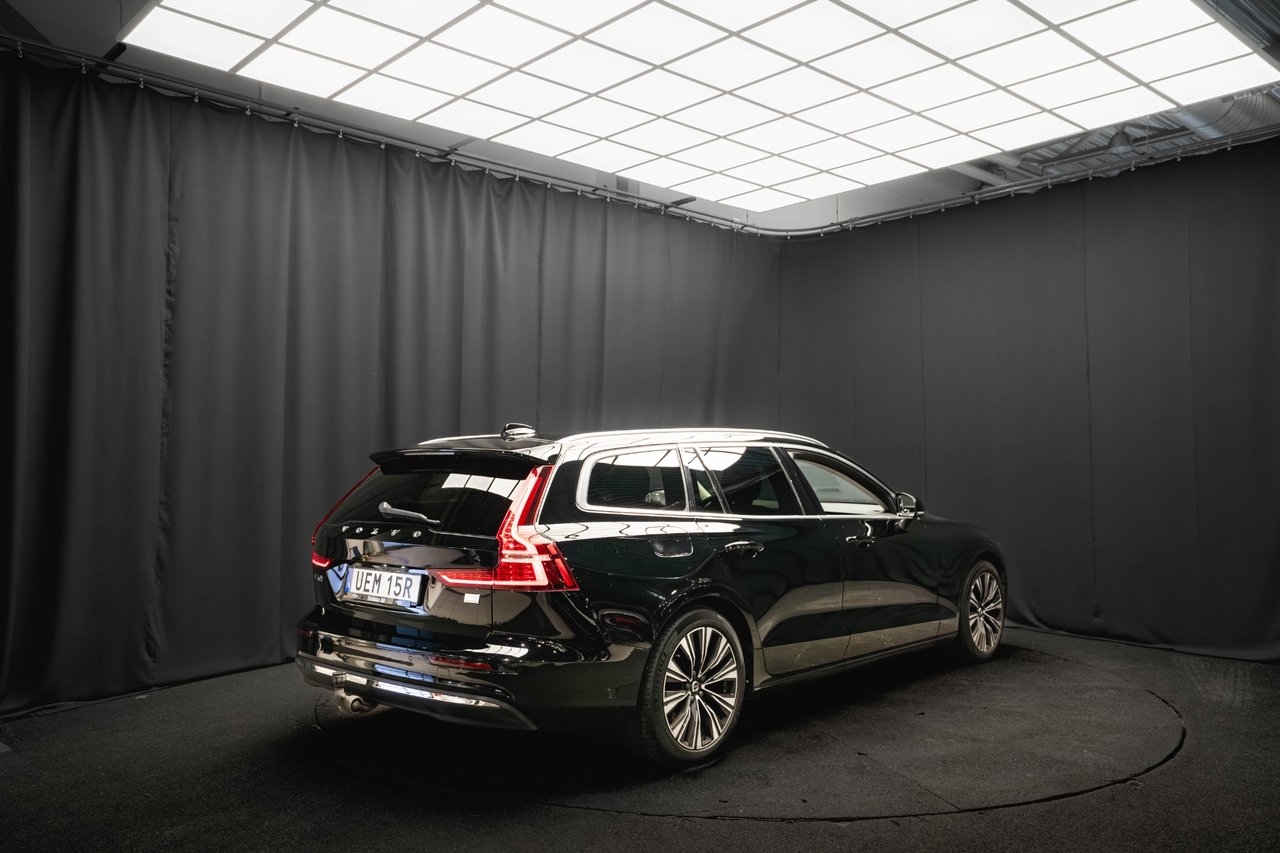 Volvo V60 T6 Core 2023, bild 6/10