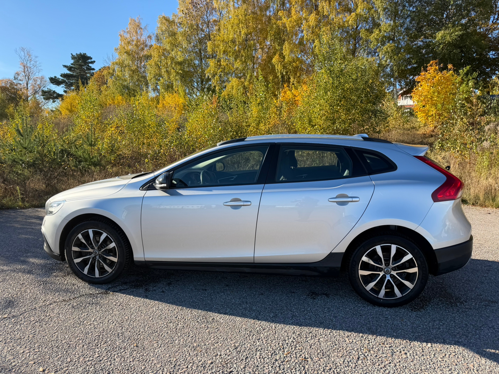 Volvo V40 D3 2019, bild 2/10