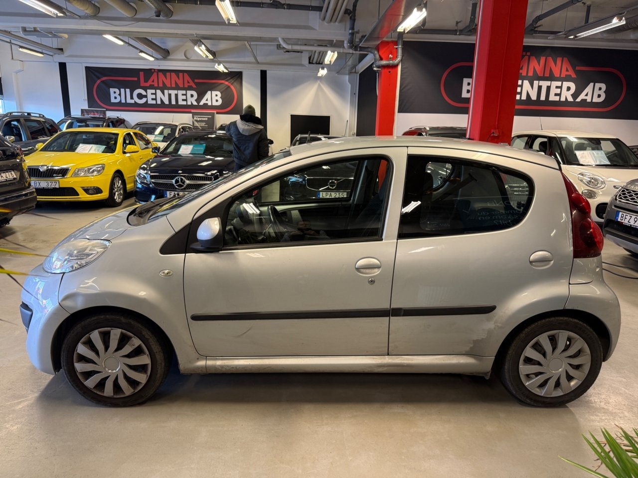 Peugeot 107 1.0 68 2012, bild 7/10
