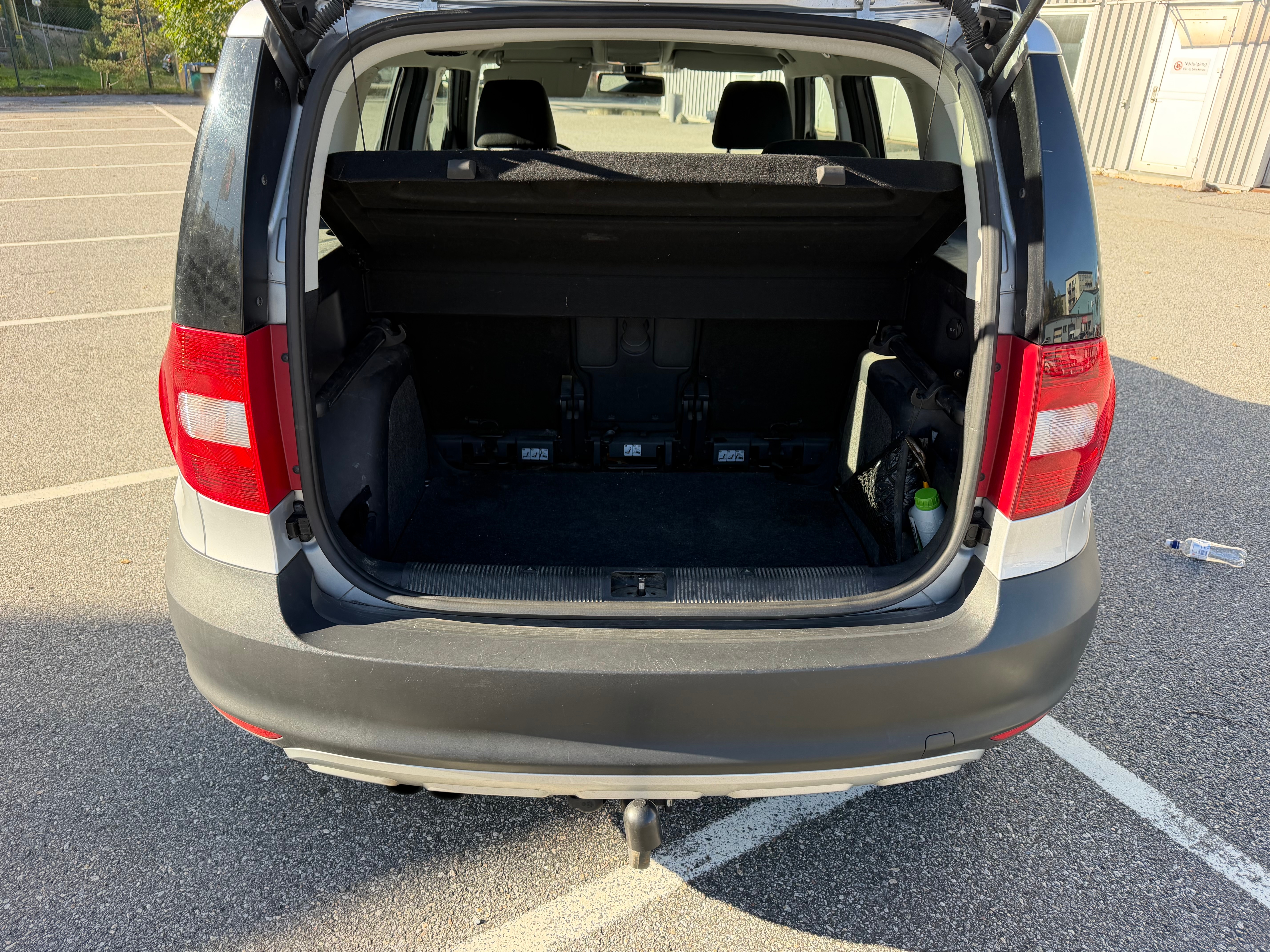 Skoda Yeti 1.8 TSI 2010, bild 5/8