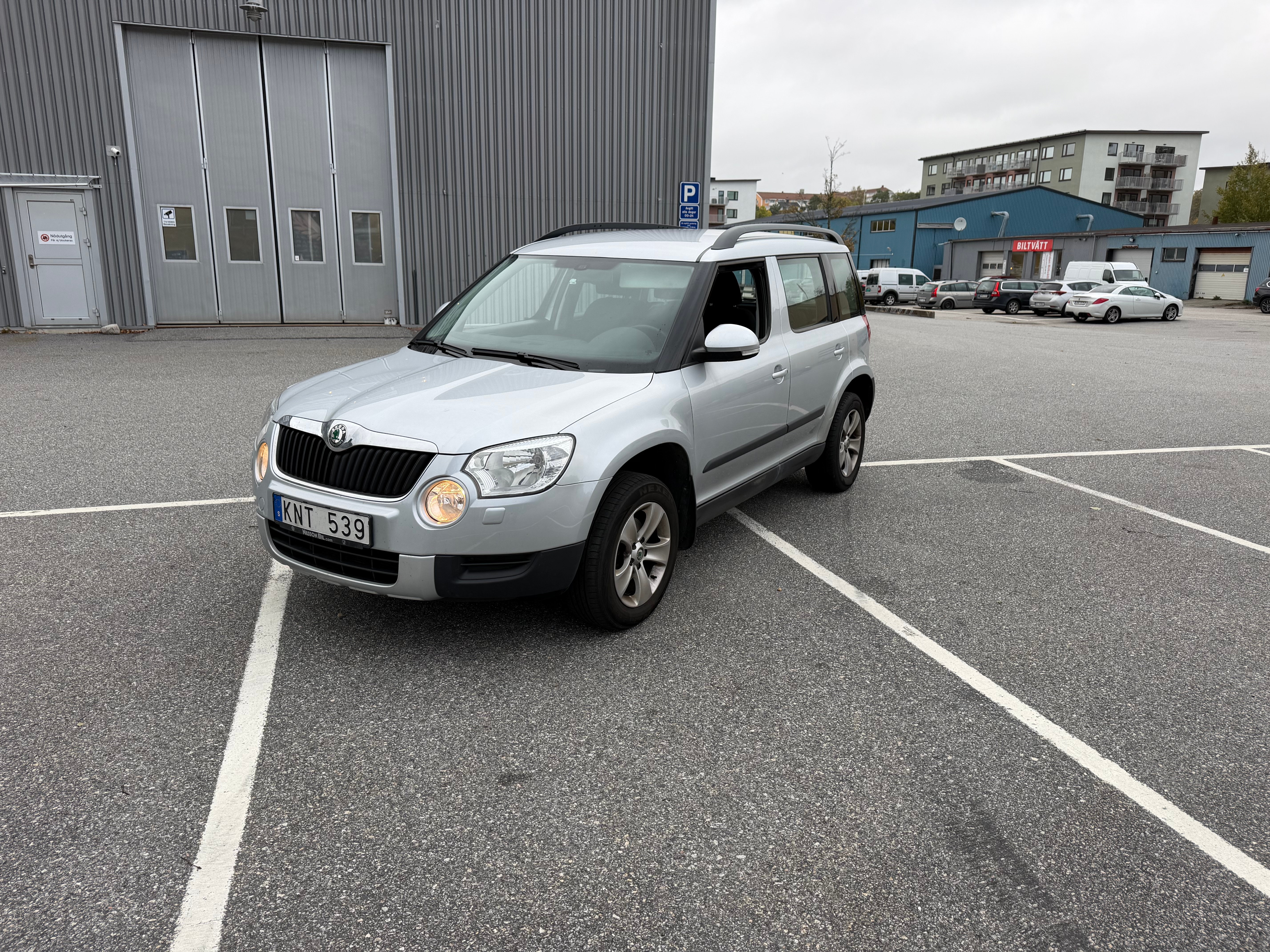 Skoda Yeti 1.8 TSI 2010, bild 2/8