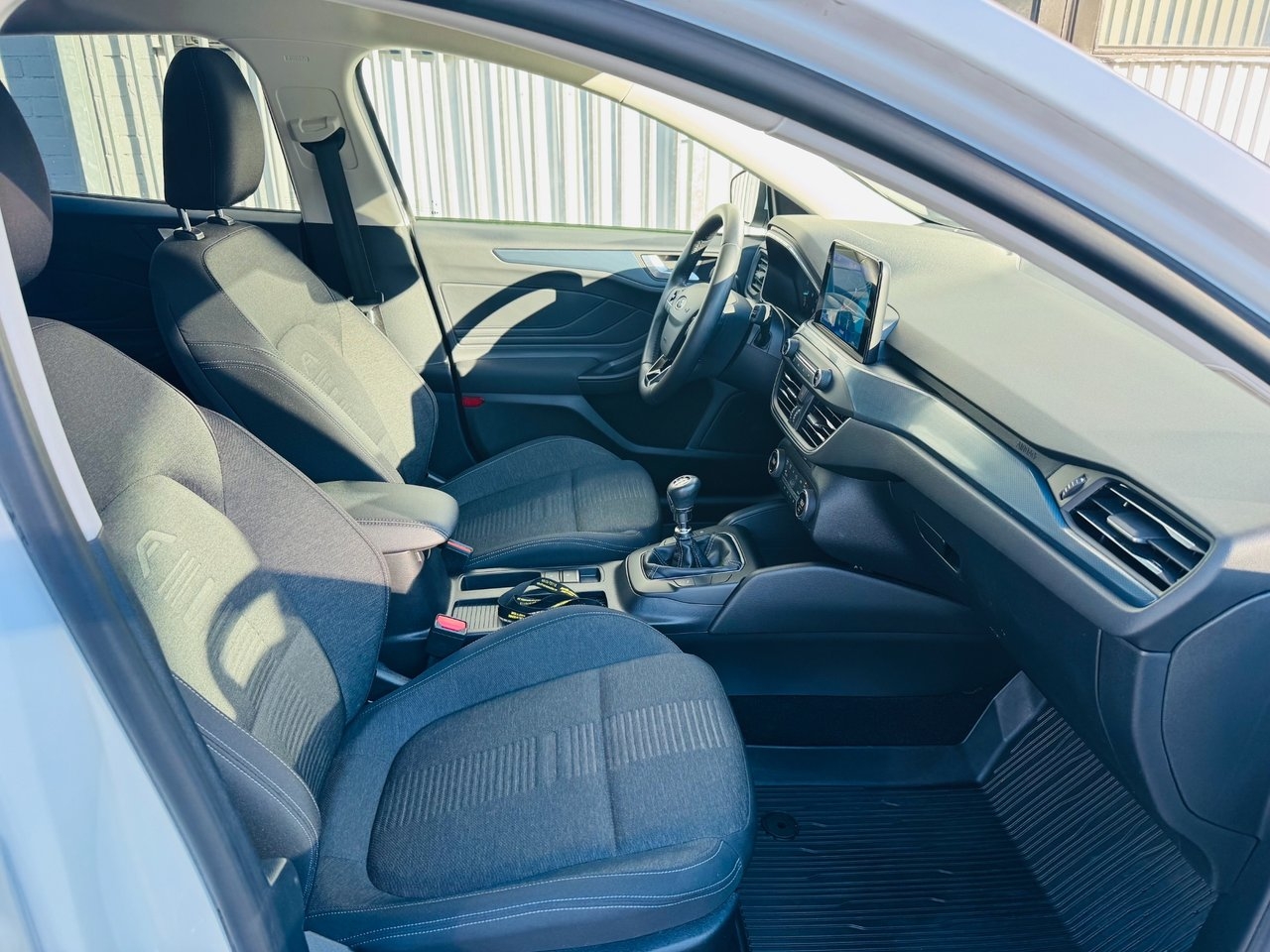 Ford Focus Active 1.0 EcoBoost 2022, bild 5/10
