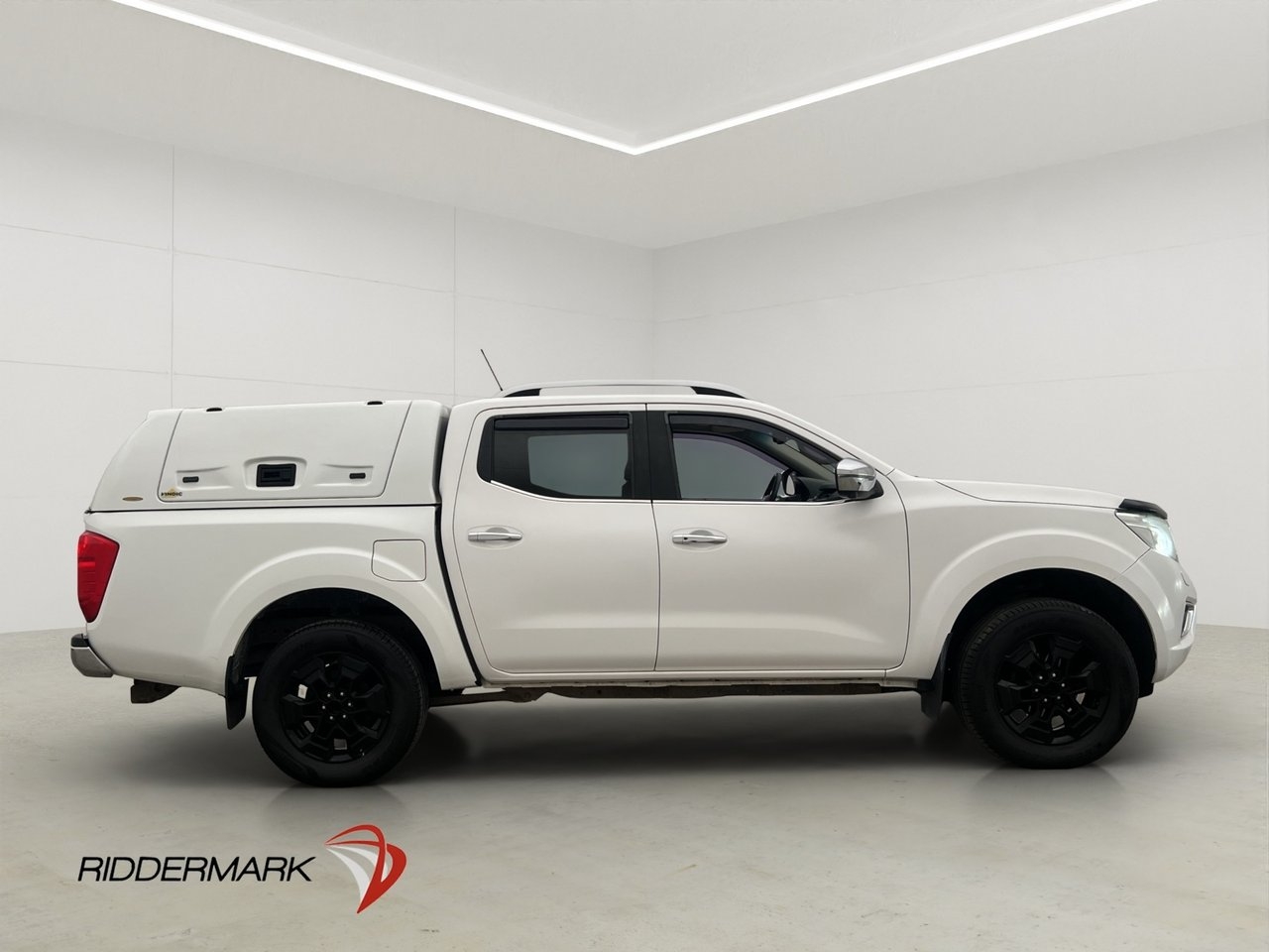 Nissan Navara 2.3 dCi Tekna 360° 2018, bild 2/10