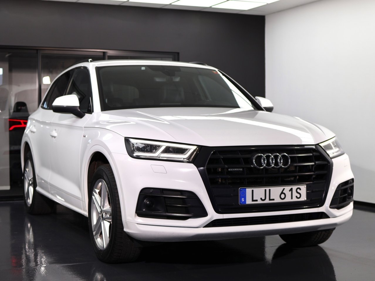 Audi Q5 55 TFSI e S line 2020, bild 5/10