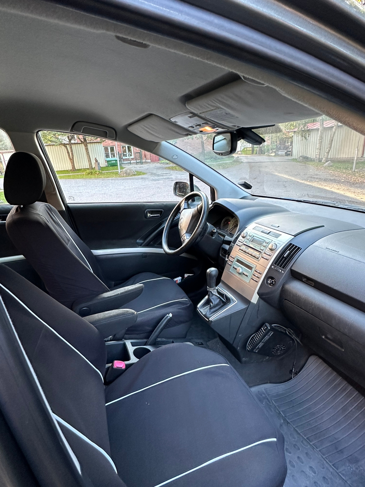 Toyota Corolla Verso 1.8 2004, bild 7/8