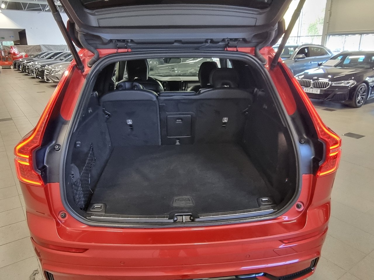 Volvo XC60 T6 Ultimate Dark 2023, bild 6/10
