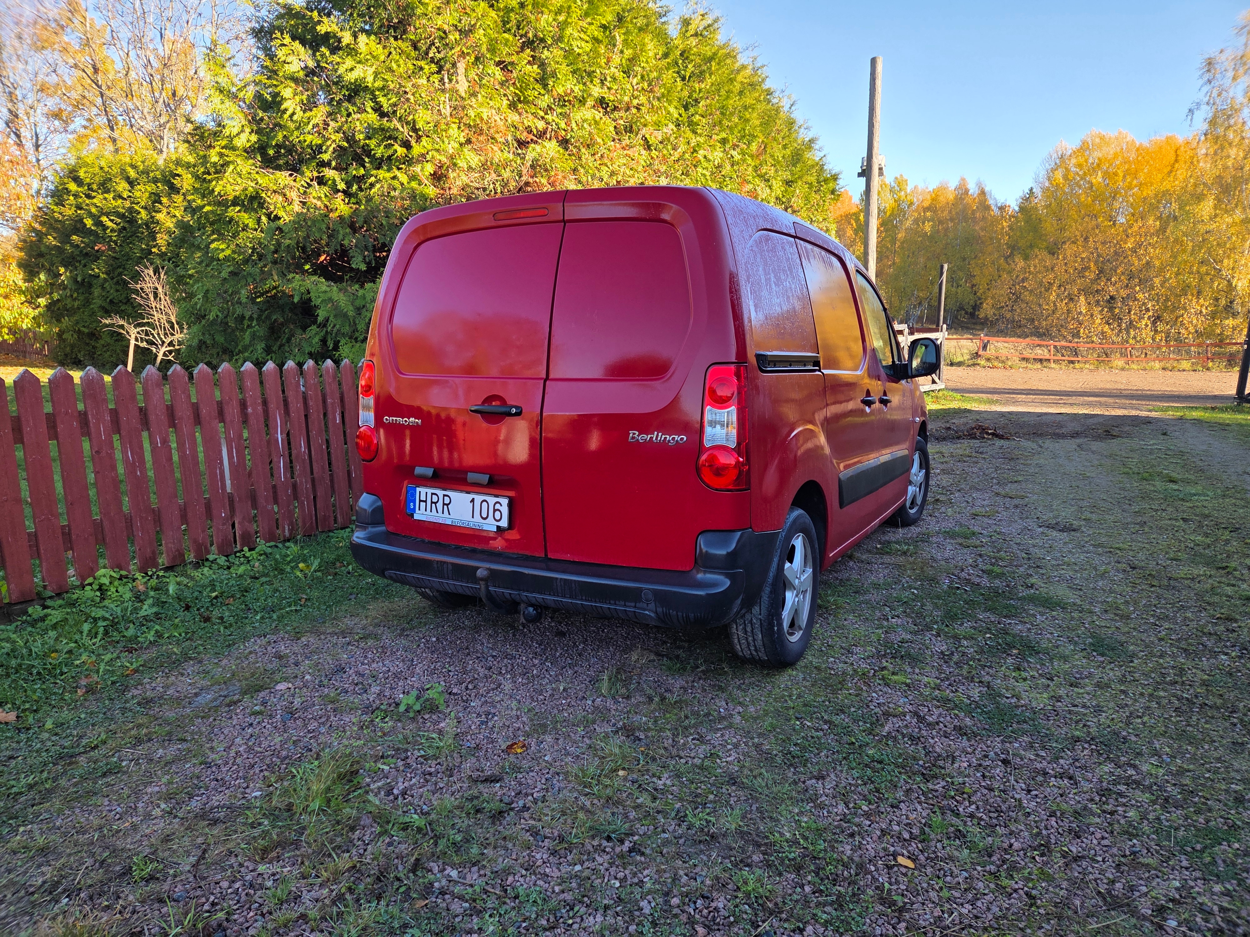 Citroen Berlingo HDi 90 FAP 2011, bild 2/4