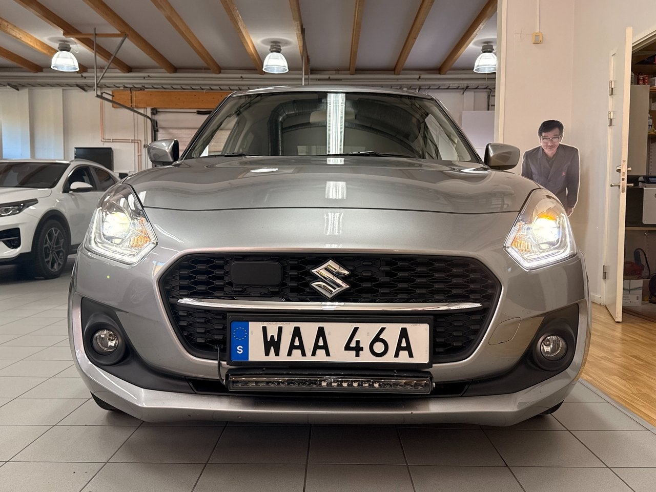 Suzuki Swift 1.2 Dualjet Hybrid 2022, bild 2/7