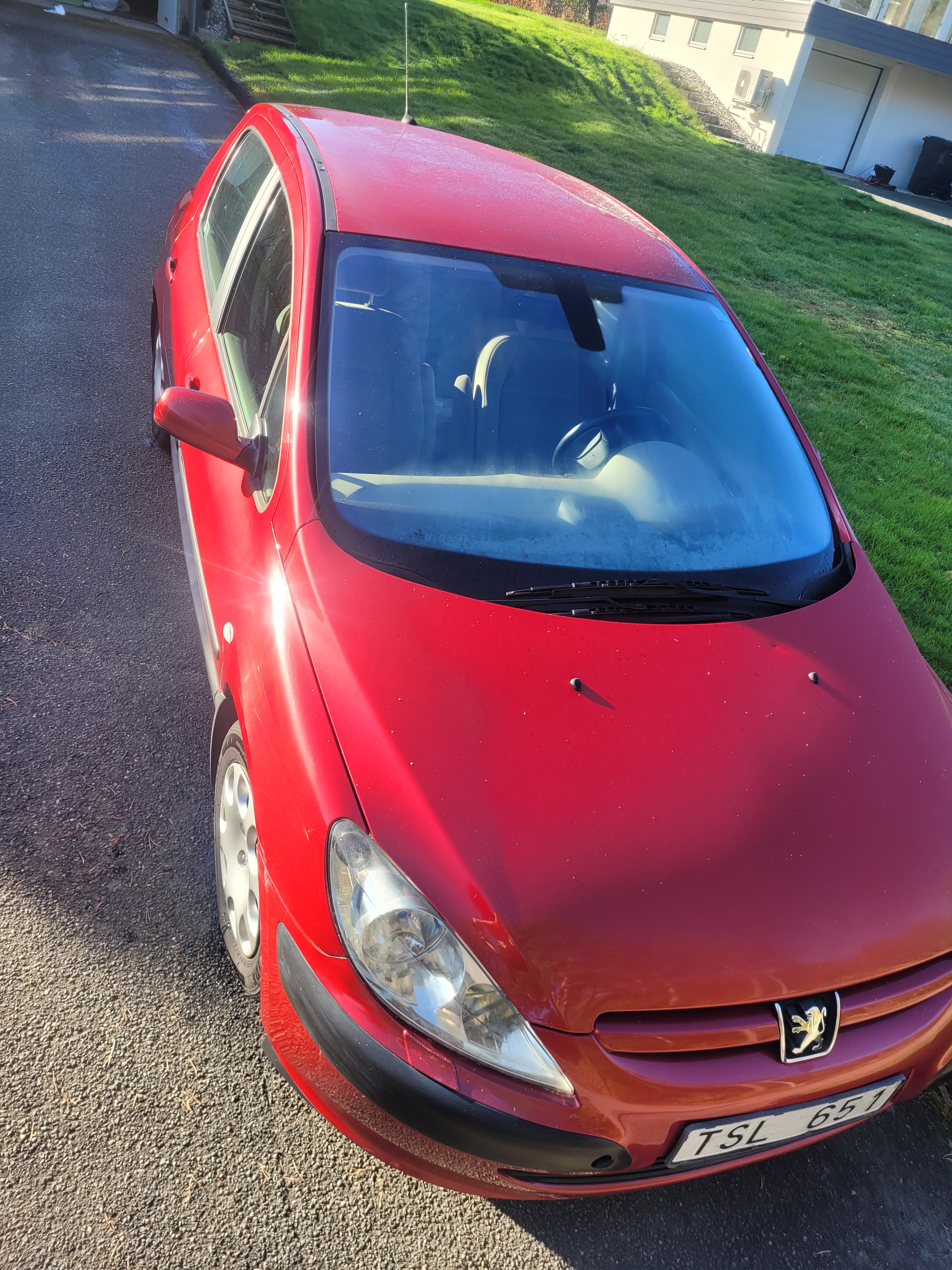 Peugeot 307 110 2003, bild 2/5