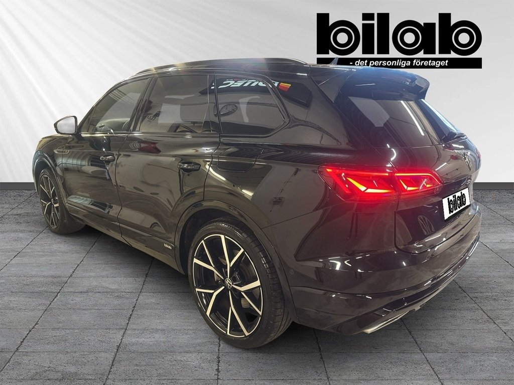 Volkswagen Touareg 2023, bild 3/9