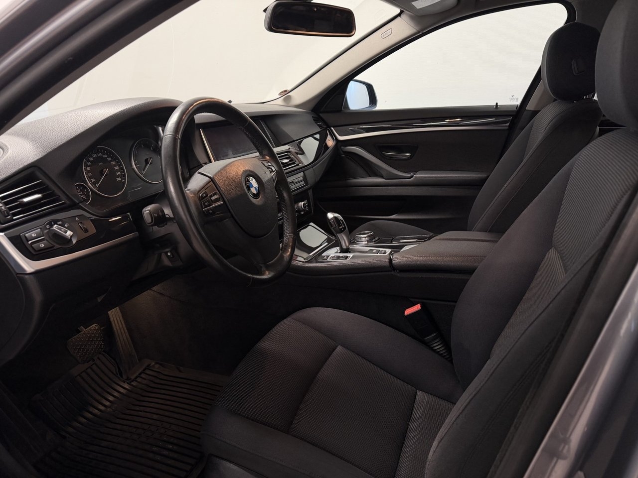 BMW 520d 2014, bild 7/10