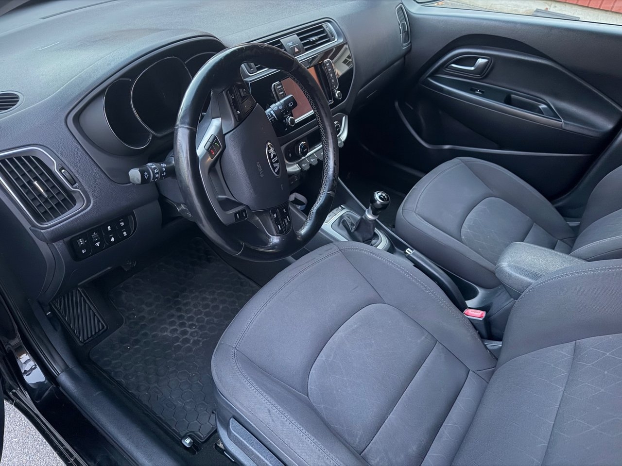 Kia Rio 2015, kuva 6/10