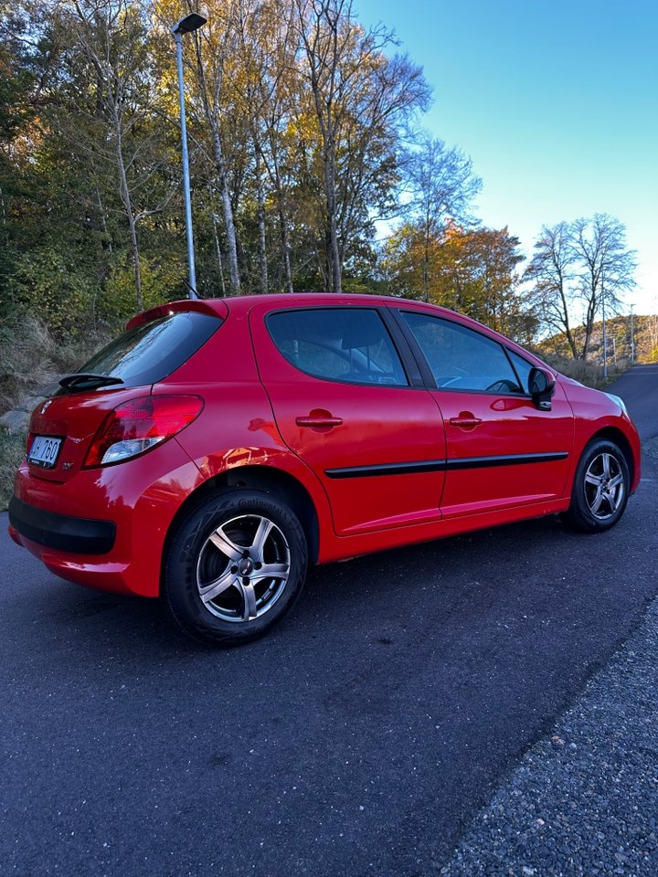 Peugeot 207 HDi FAP 70 2010, bild 7/10