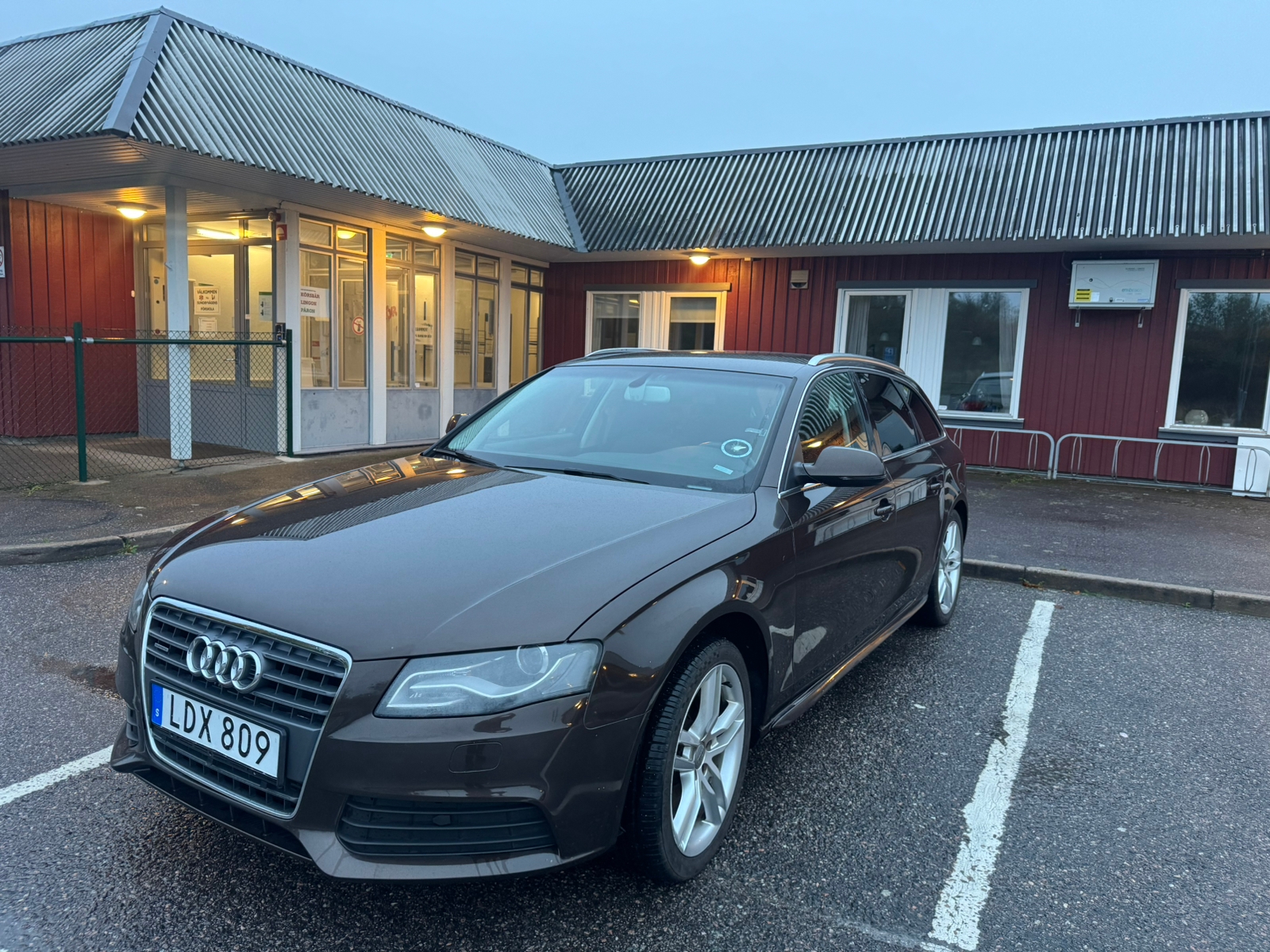Audi A4 2.0 TDI 2011, bild 7/10