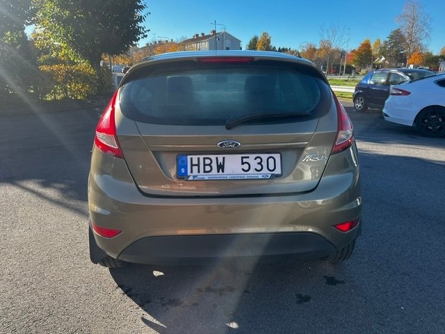 Ford Fiesta 1.4 TDCi Trend 2012, bild 4/9