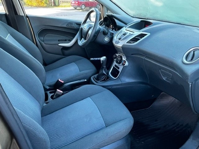 Ford Fiesta 1.4 TDCi Trend 2012, bild 7/9