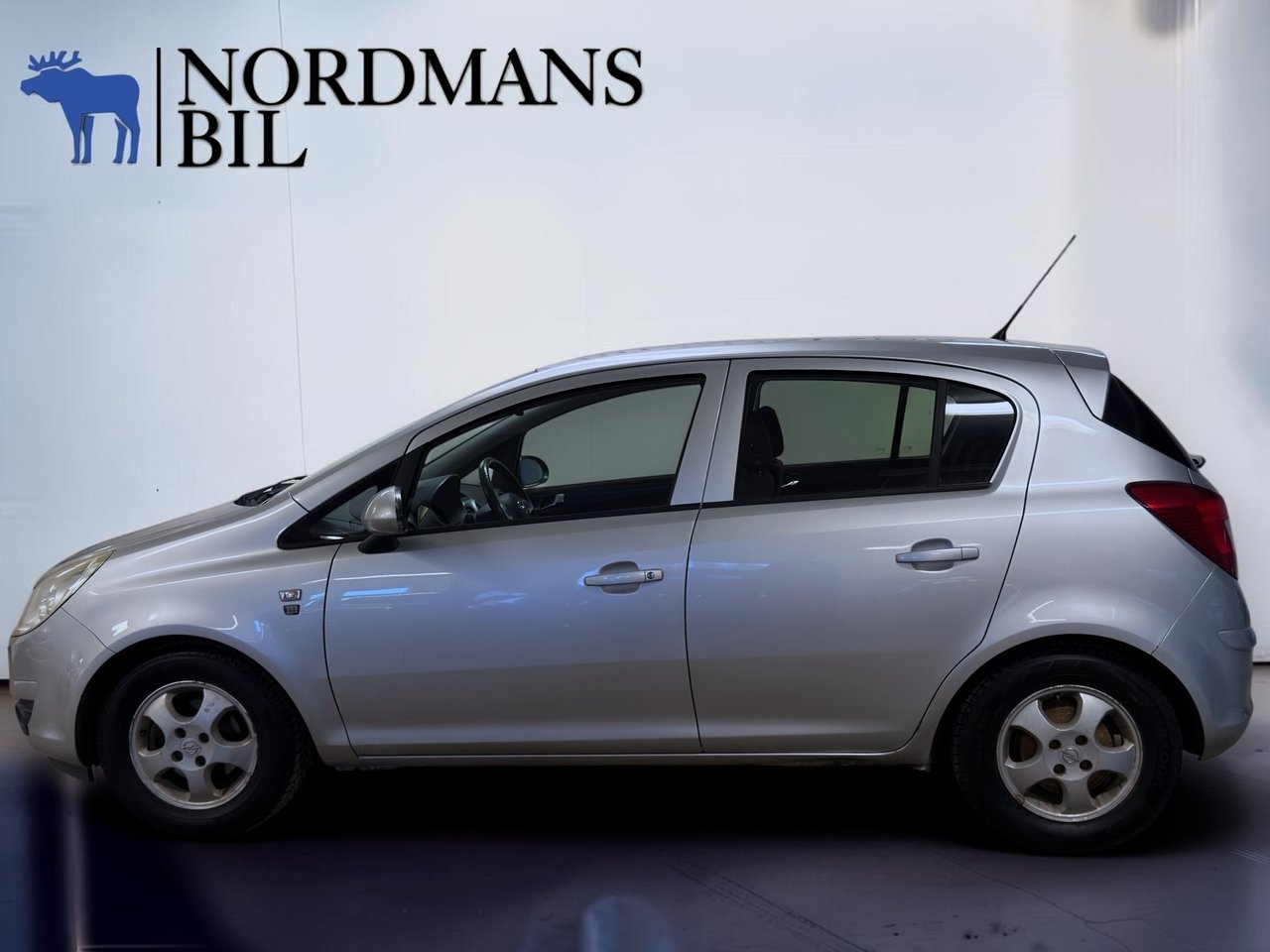 Opel Corsa 1.2 2010, bild 2/10