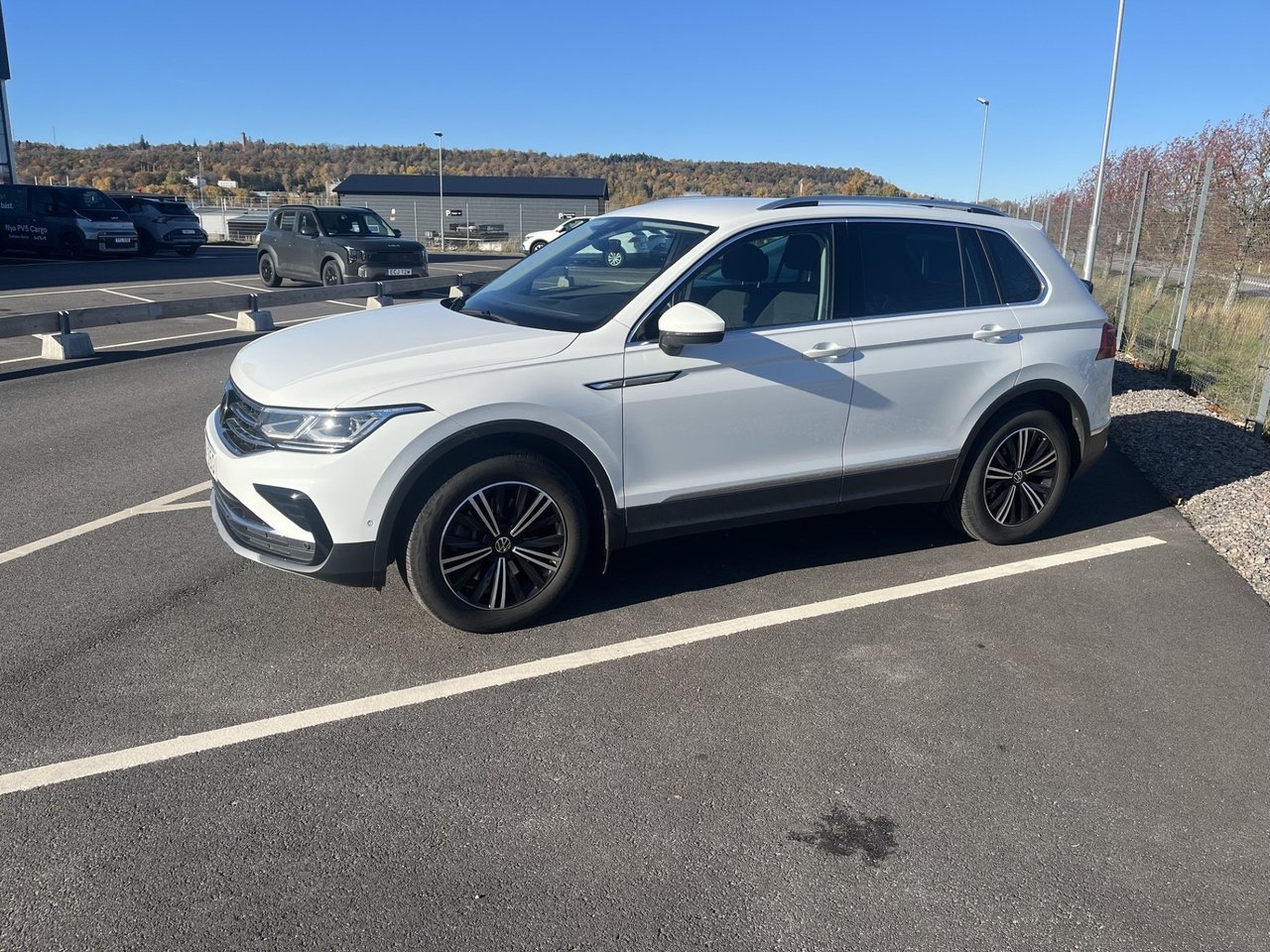 Volkswagen Tiguan 2.0 TDI SCR 2023, bild 2/3