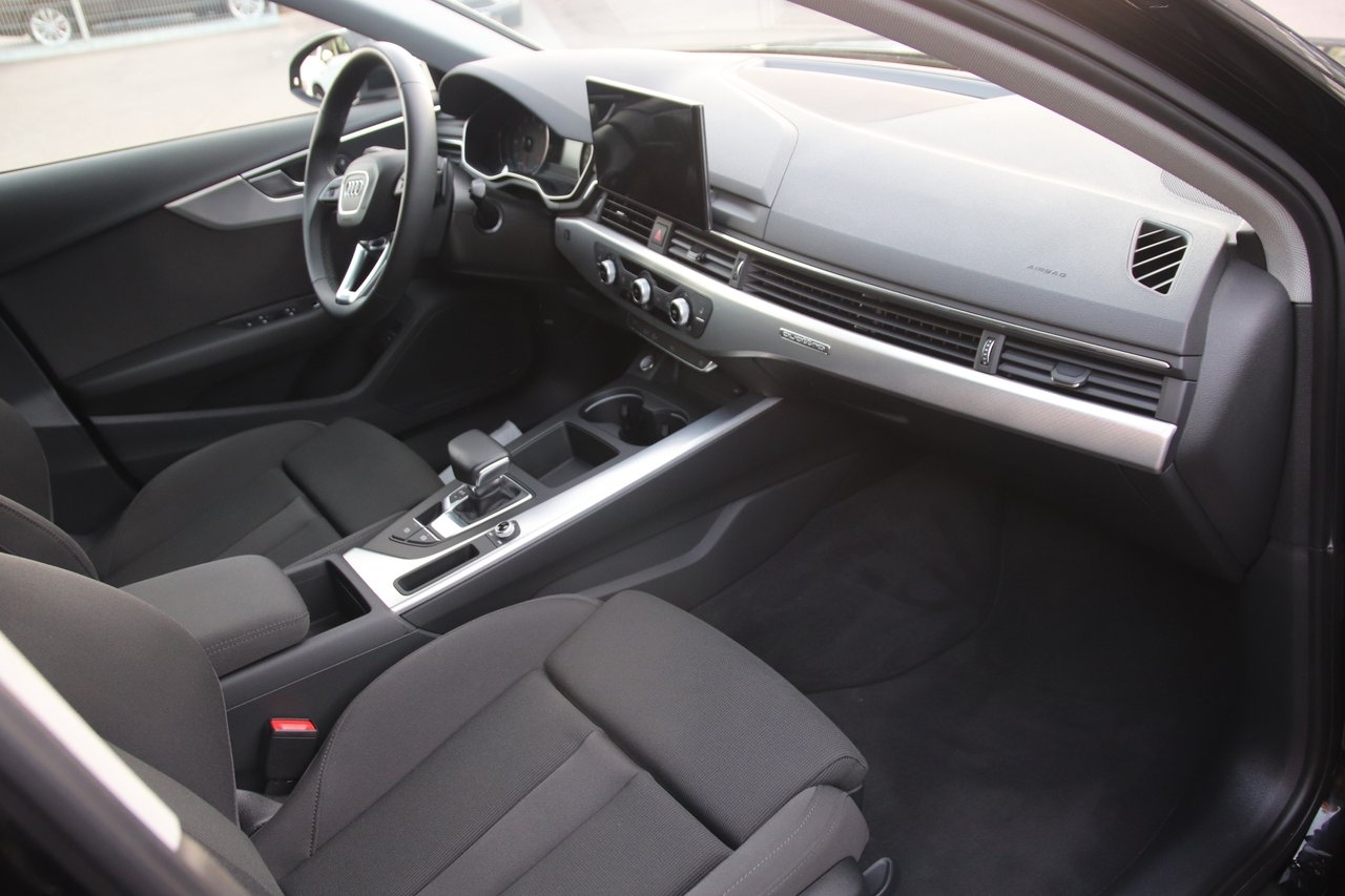 Audi A4 40 TFSI Advanced Proline 2023, bild 4/10