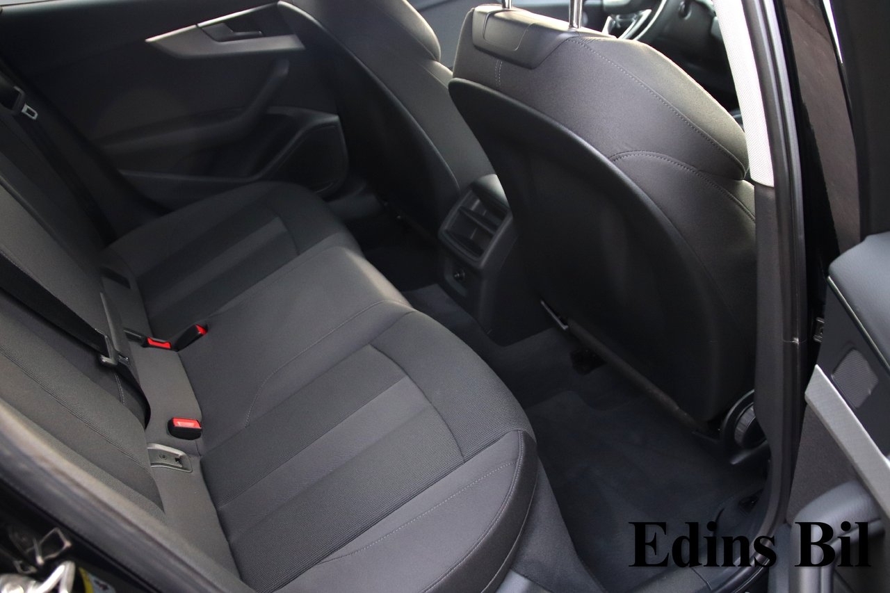 Audi A4 40 TFSI Advanced Proline 2023, bild 7/10