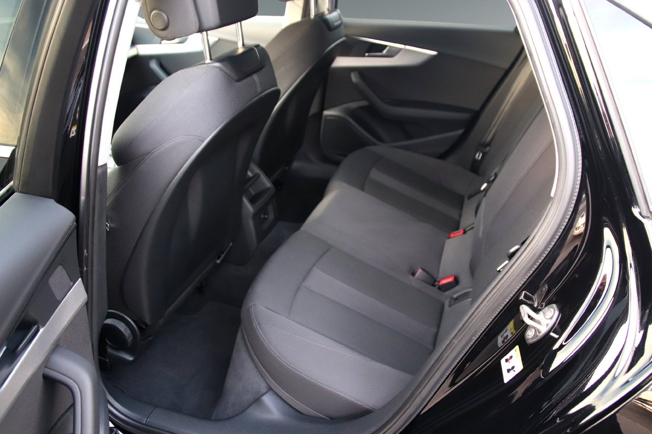 Audi A4 40 TFSI Advanced Proline 2023, bild 6/10