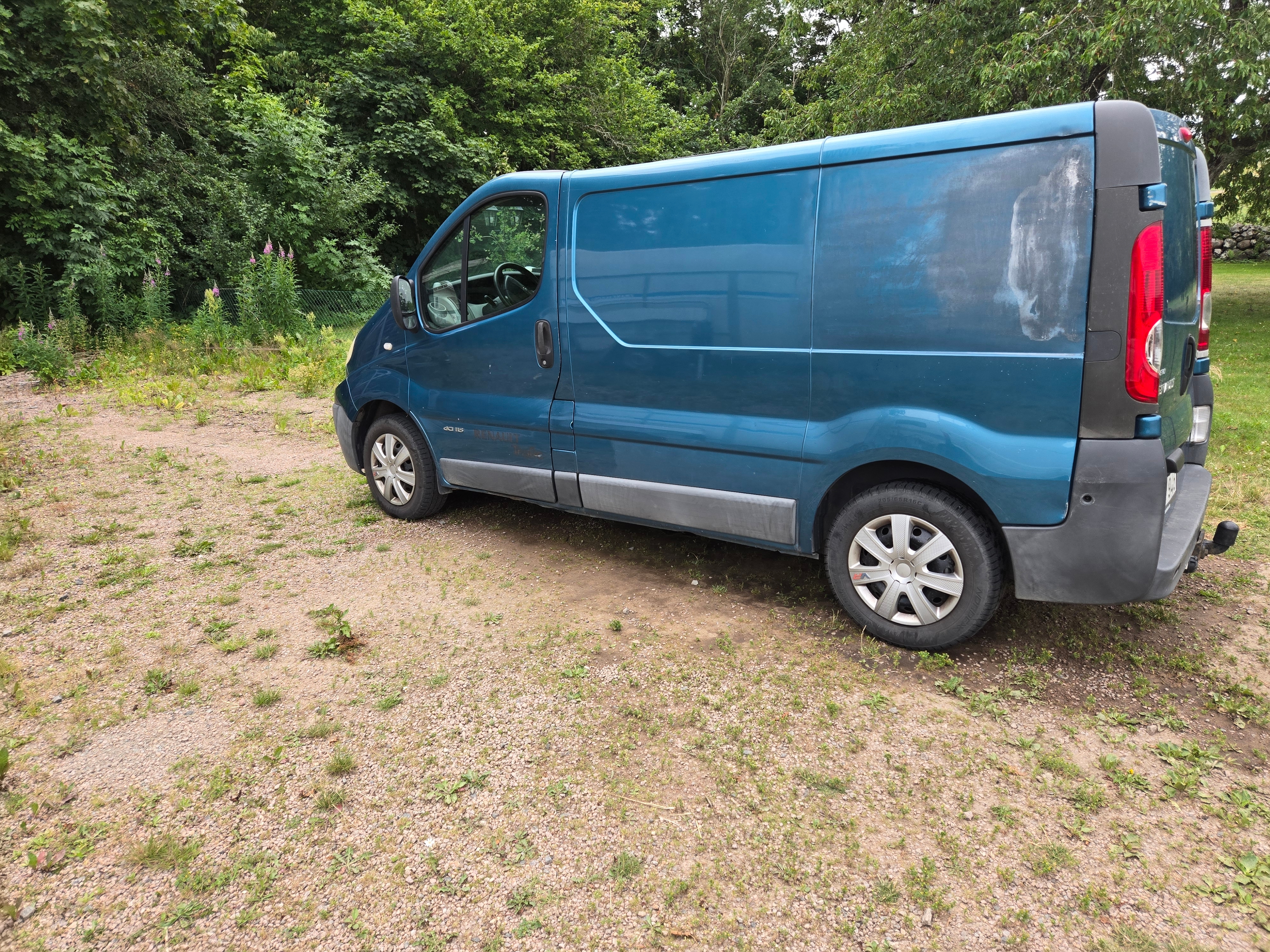Renault Trafic 2.0 dCi 115 2008, bild 4/4